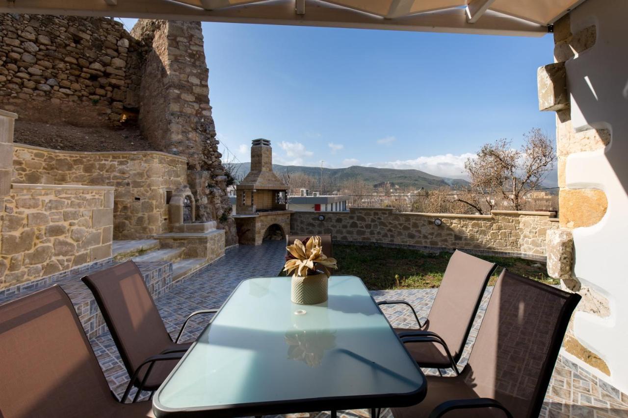 Castello Villa - Seaview Villa Atop The Venetian Walls Kissamos Exterior photo