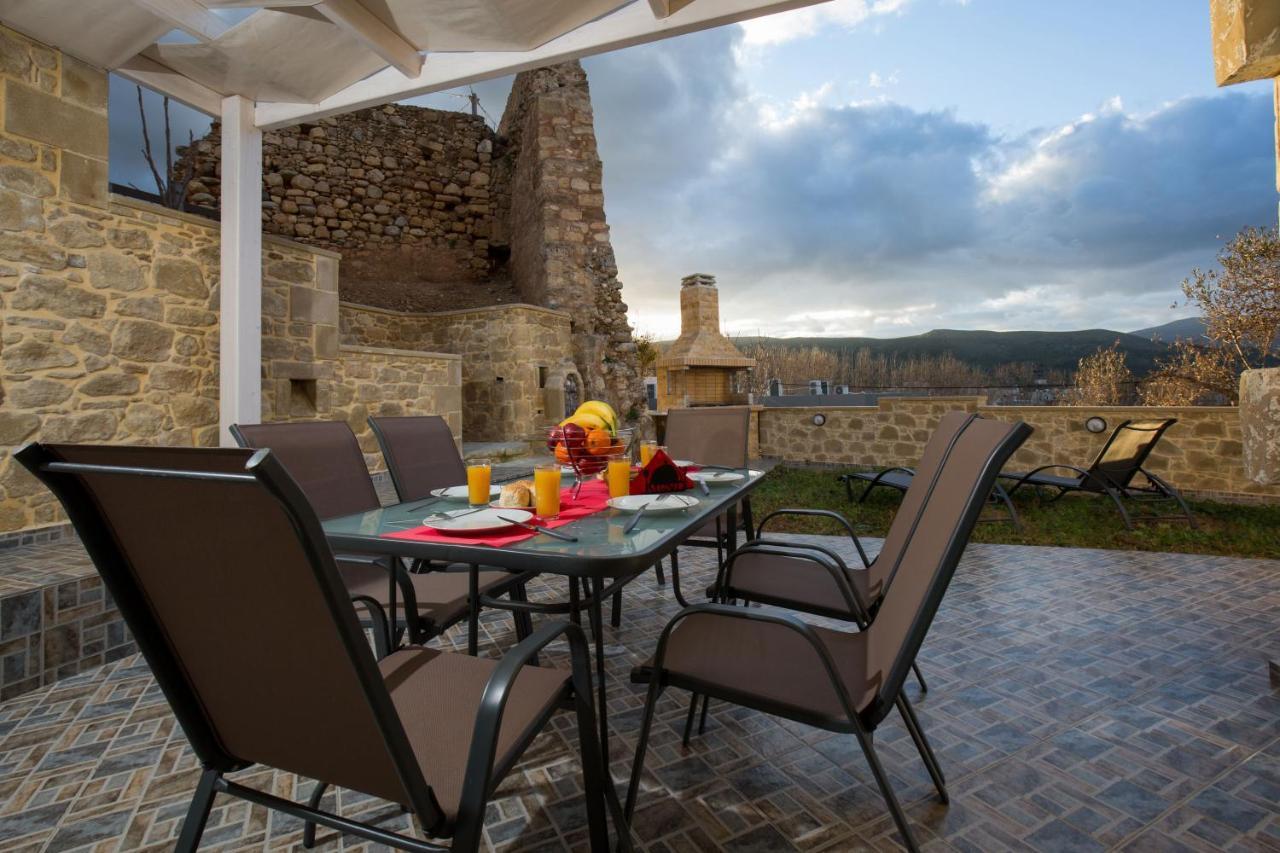 Castello Villa - Seaview Villa Atop The Venetian Walls Kissamos Exterior photo