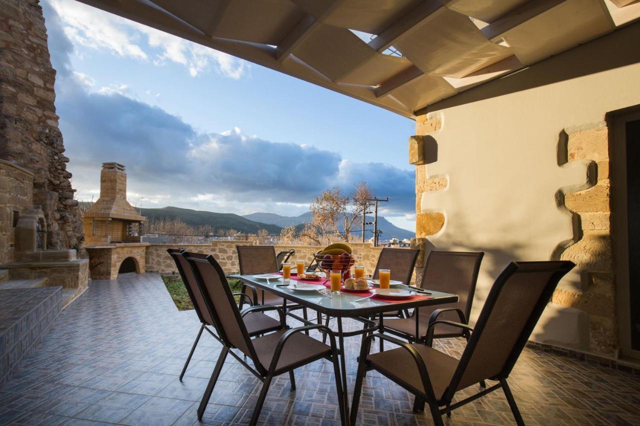 Castello Villa - Seaview Villa Atop The Venetian Walls Kissamos Exterior photo