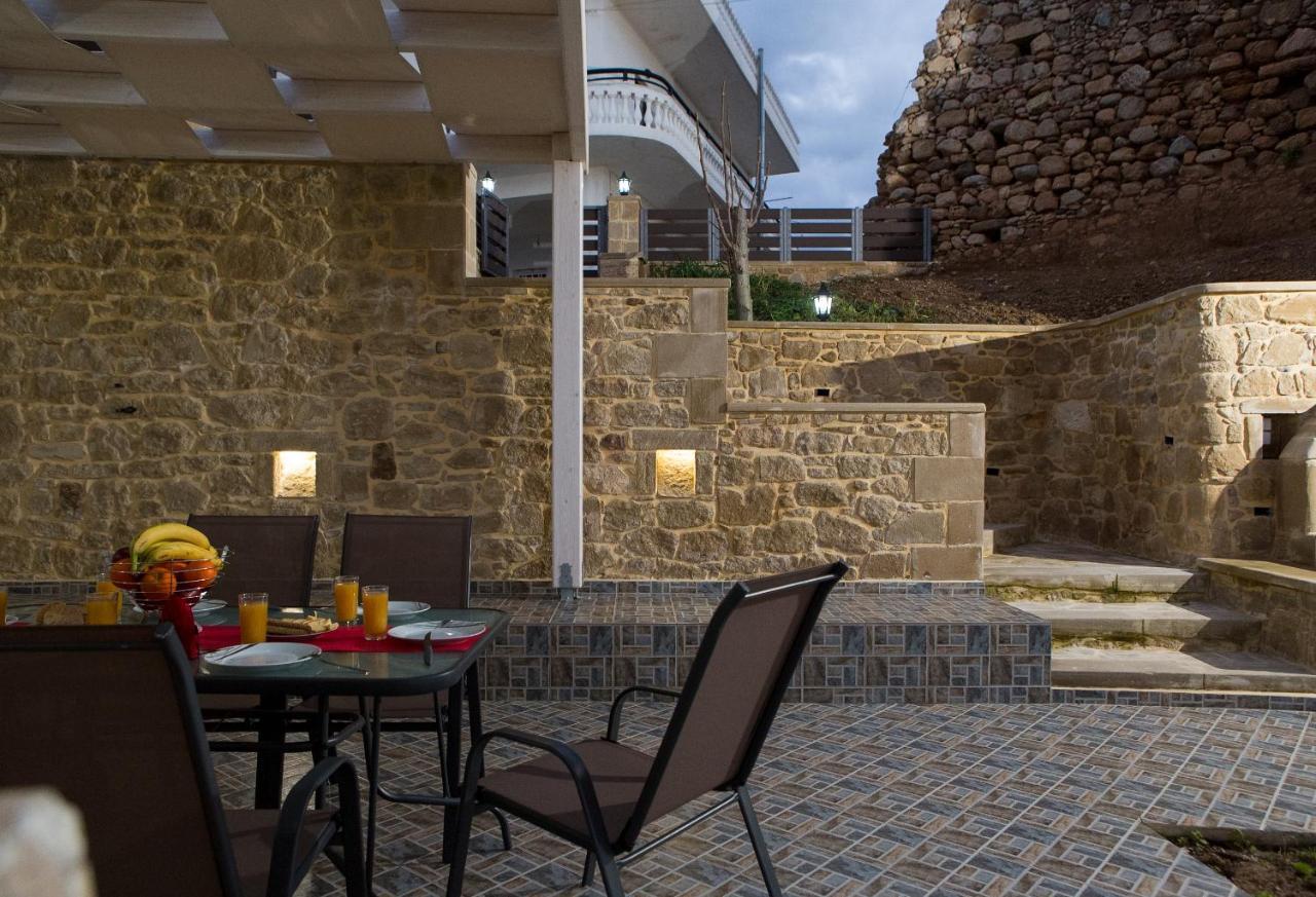 Castello Villa - Seaview Villa Atop The Venetian Walls Kissamos Exterior photo
