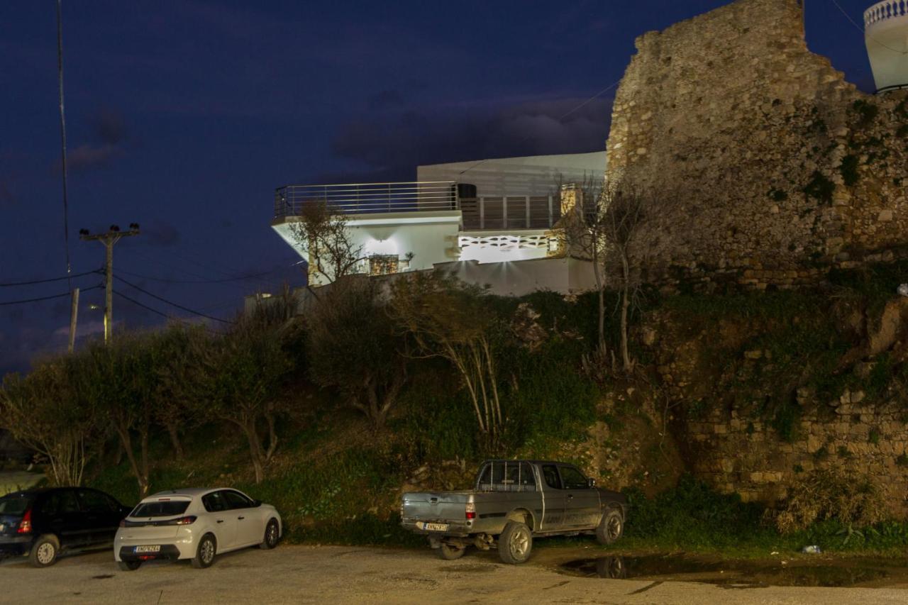 Castello Villa - Seaview Villa Atop The Venetian Walls Kissamos Exterior photo