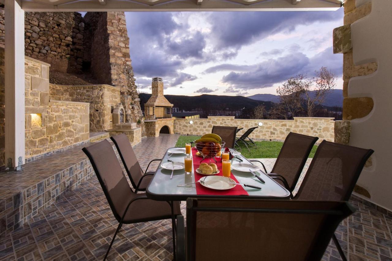 Castello Villa - Seaview Villa Atop The Venetian Walls Kissamos Exterior photo